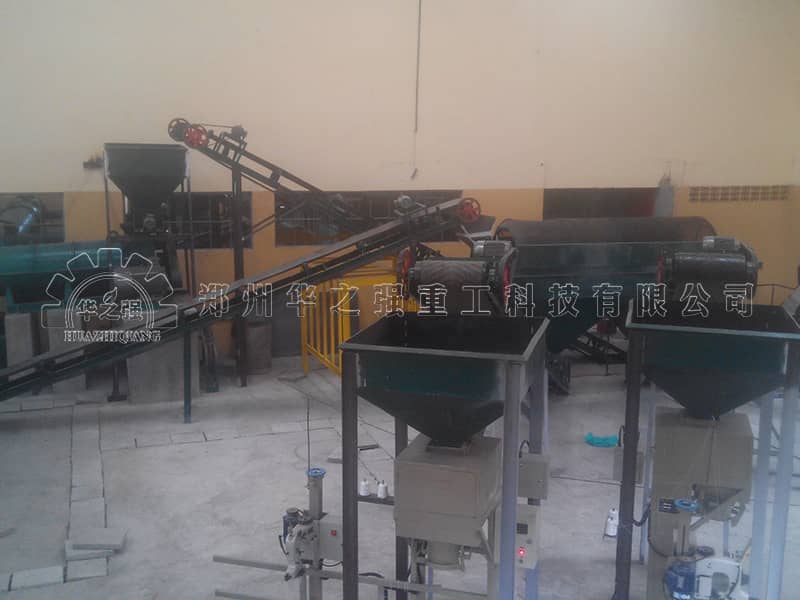 雞糞有機(jī)肥設(shè)備生產(chǎn)雞糞的簡(jiǎn)介